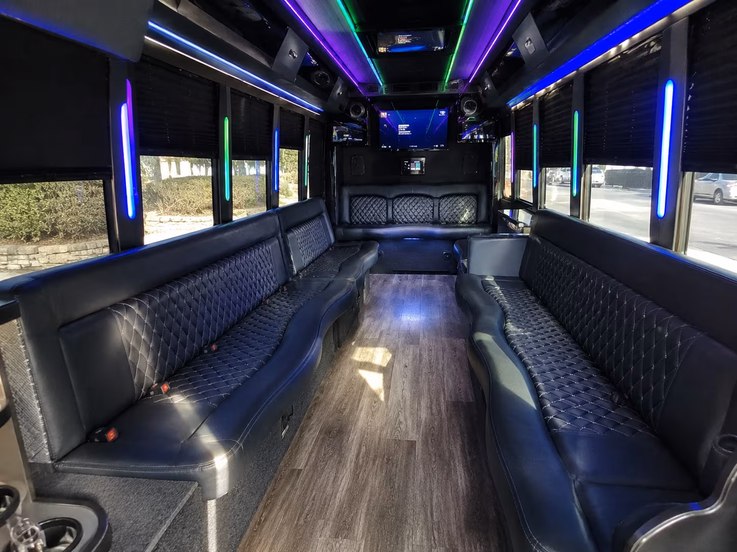 hollywood 15 passenger party bus interior