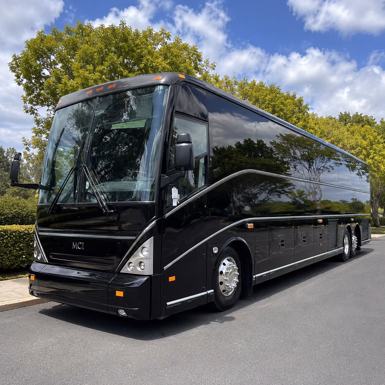 hollywood airport charter bus rental
