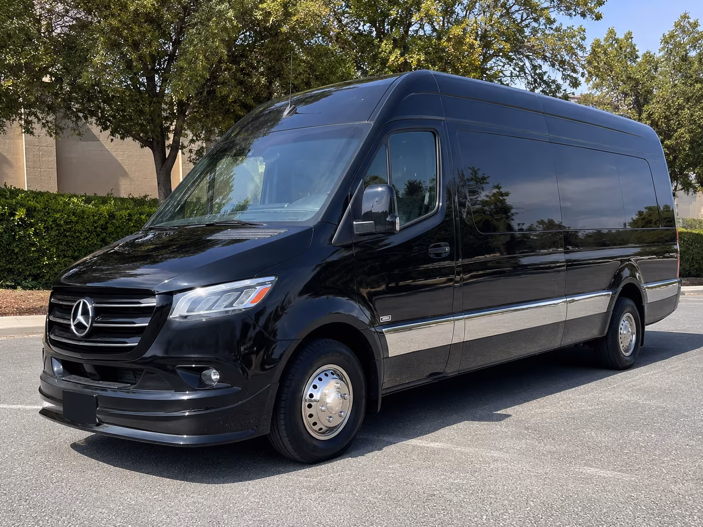 shuttle buses for weekly worship services in hollywood